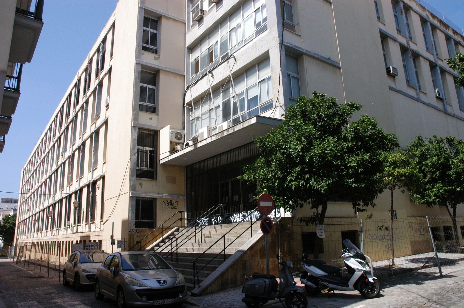 Edificio de la antigua Escuela de Ingeniería.
