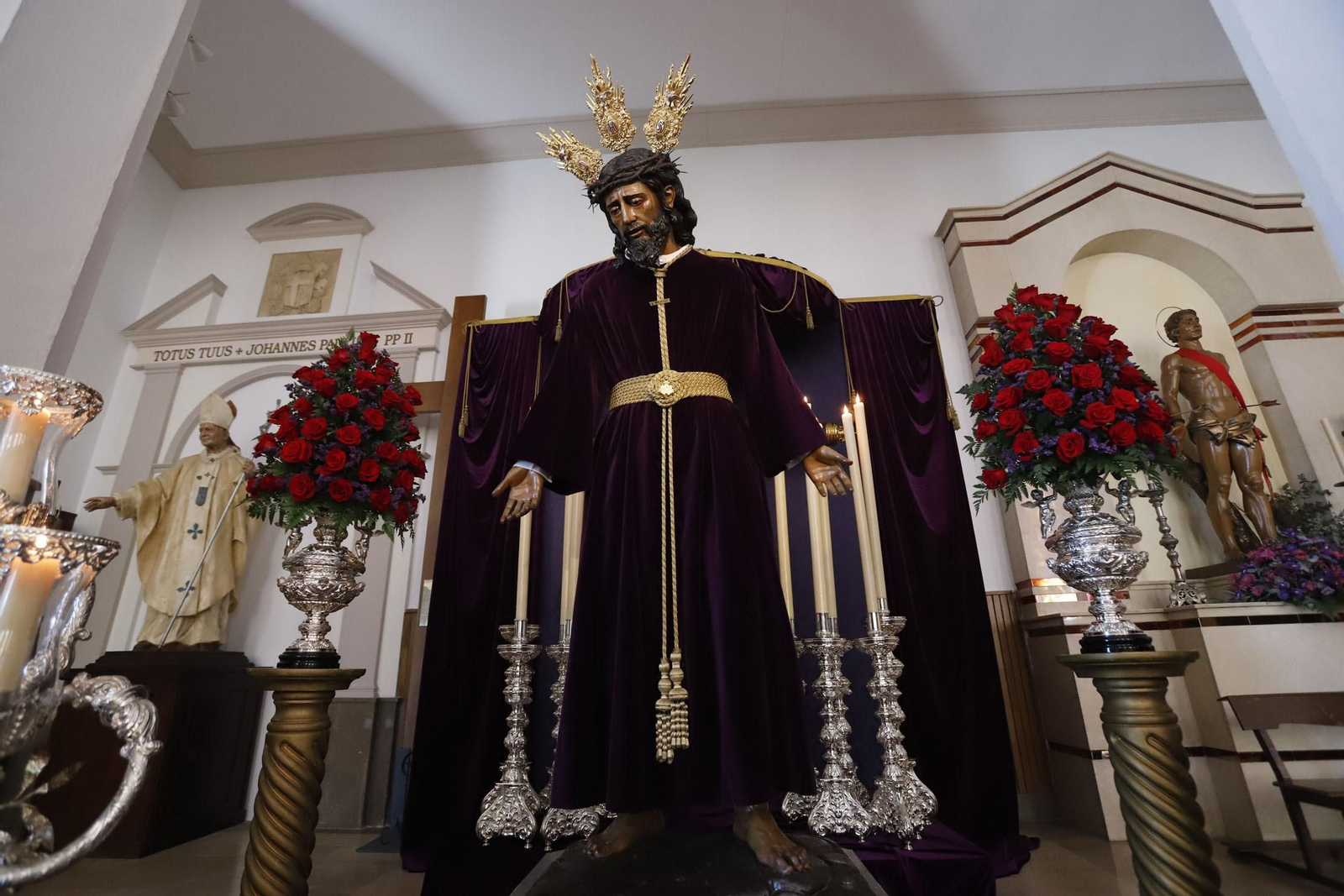 Imágenes de las veneraciones a los Cautivos de Huelva