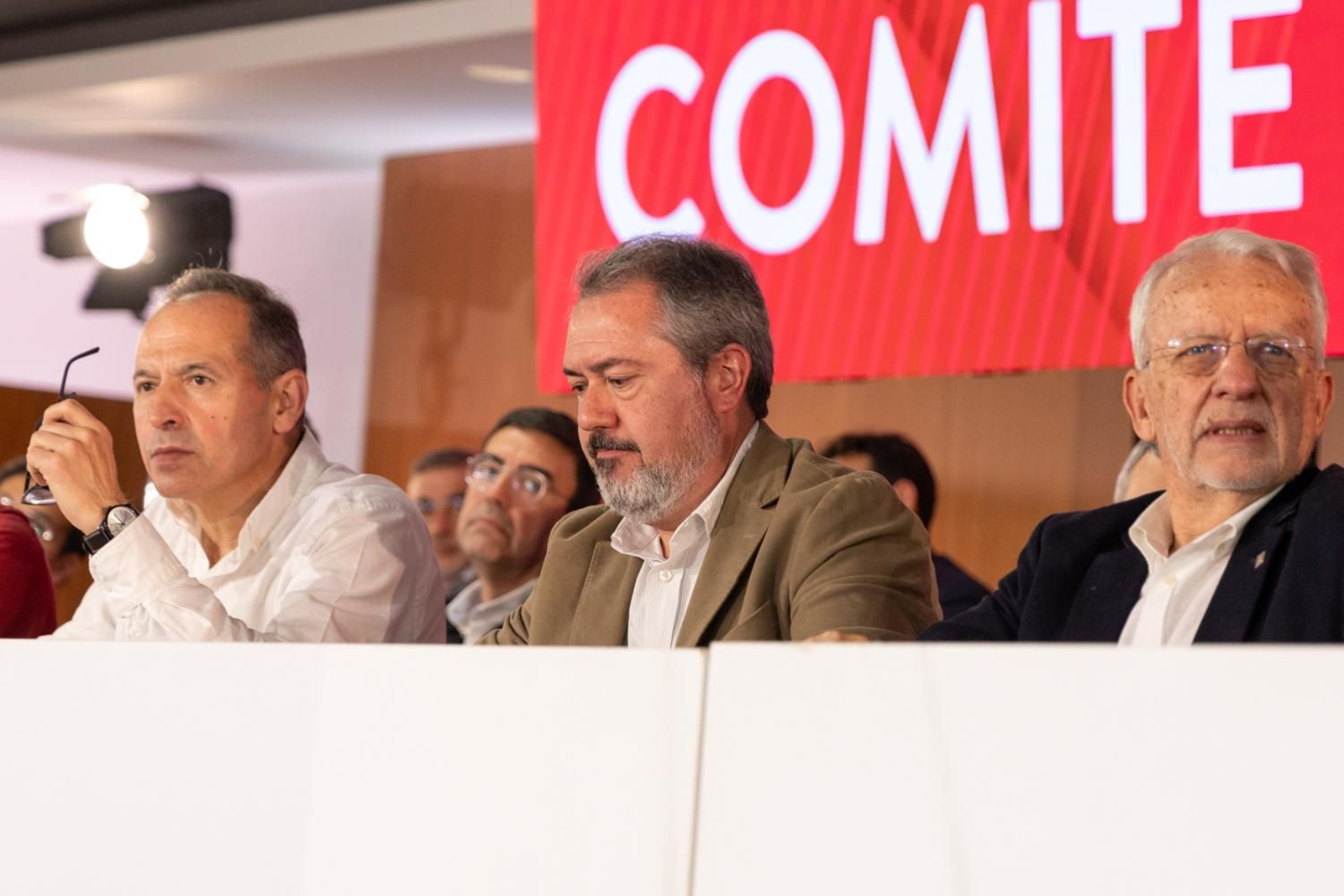 Las imágenes del comité director del PSOE en Jaén