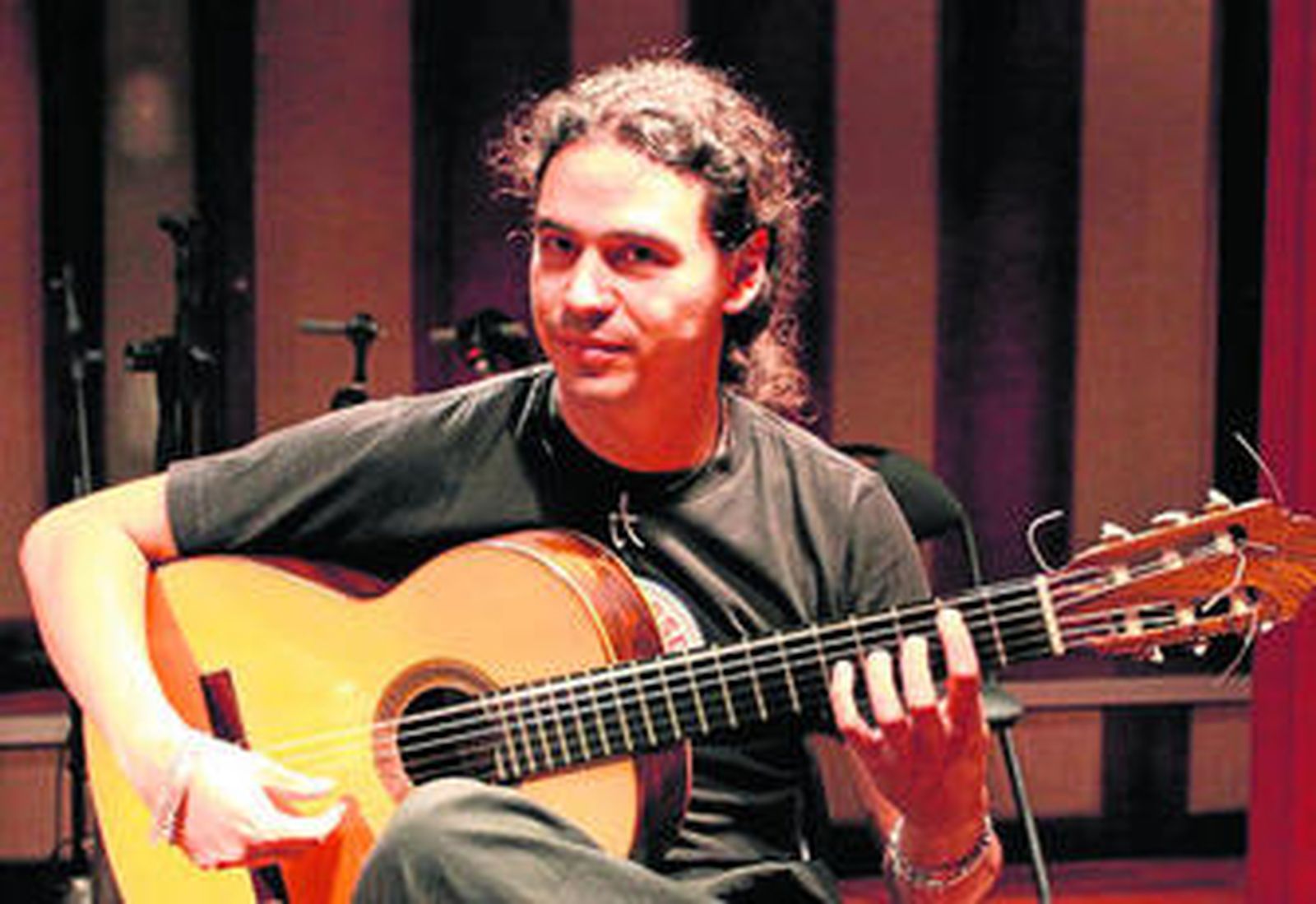 Guillermo Fernández afronta con gran ilusión este nuevo proyecto de creación artística en Cáceres.