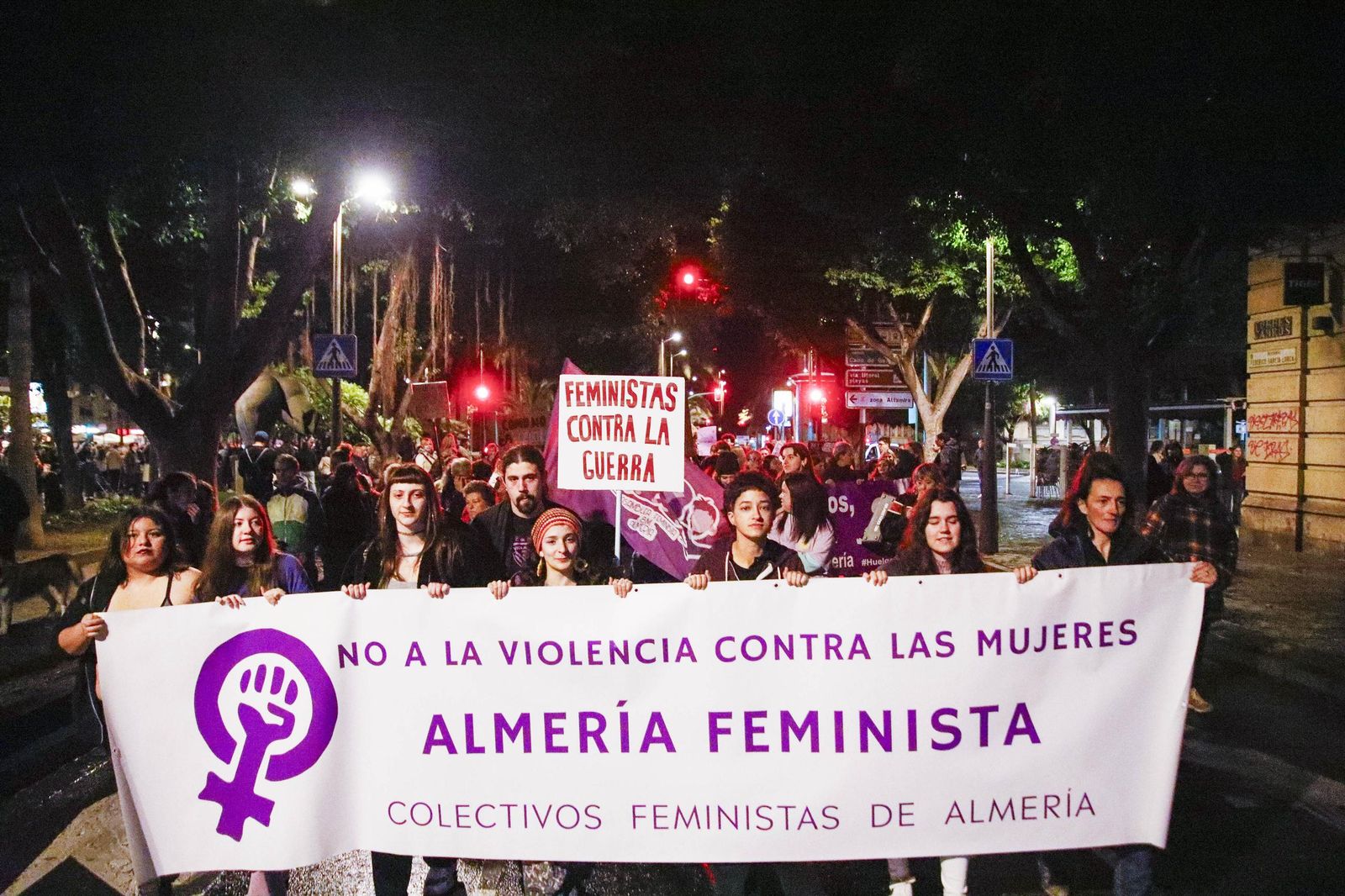 Las imágenes de la manifestación realizada por Asamblea Feminista 8M en Almería