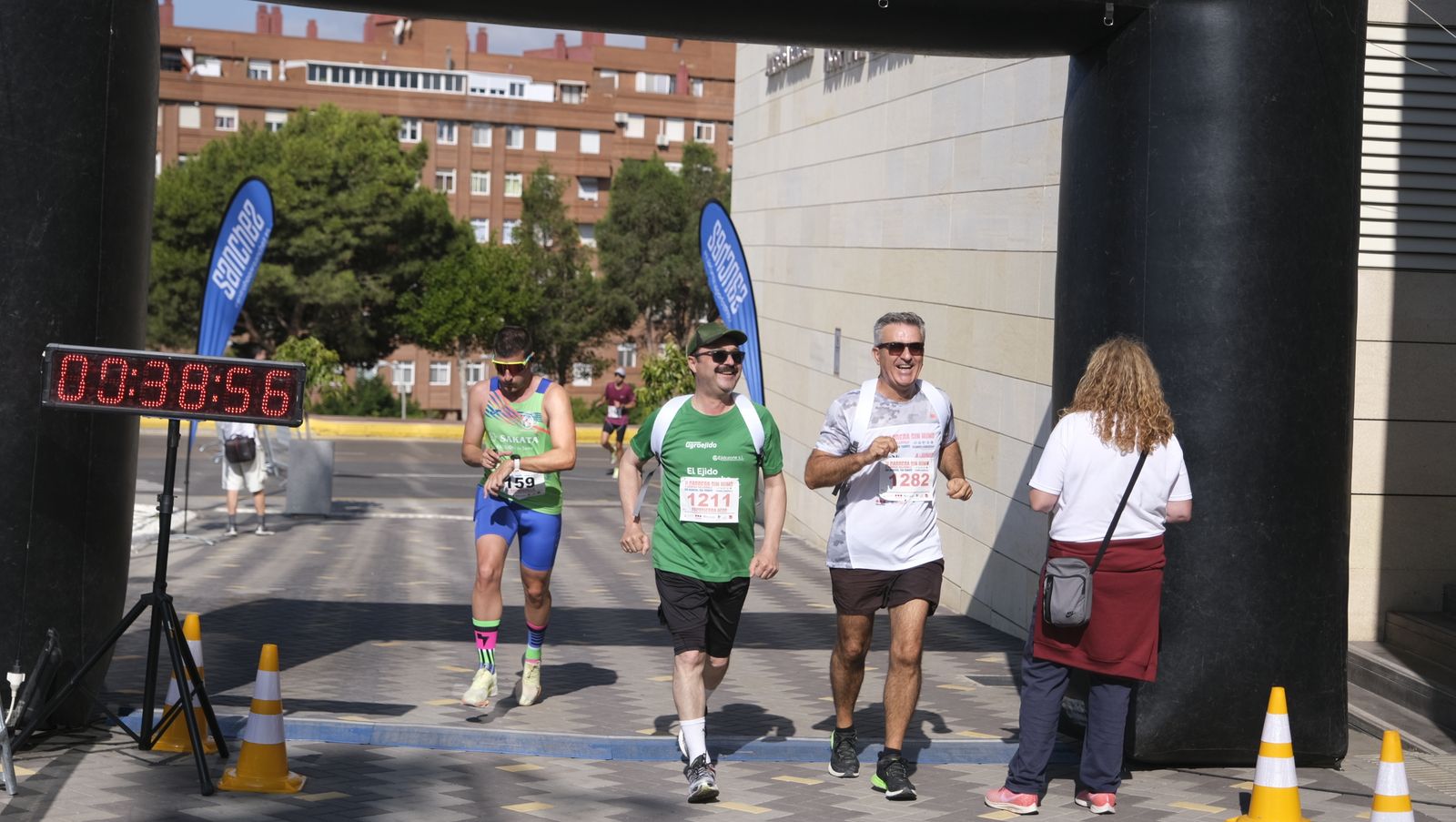 Imágenes de la II Carrera Sin Humo, en Almería