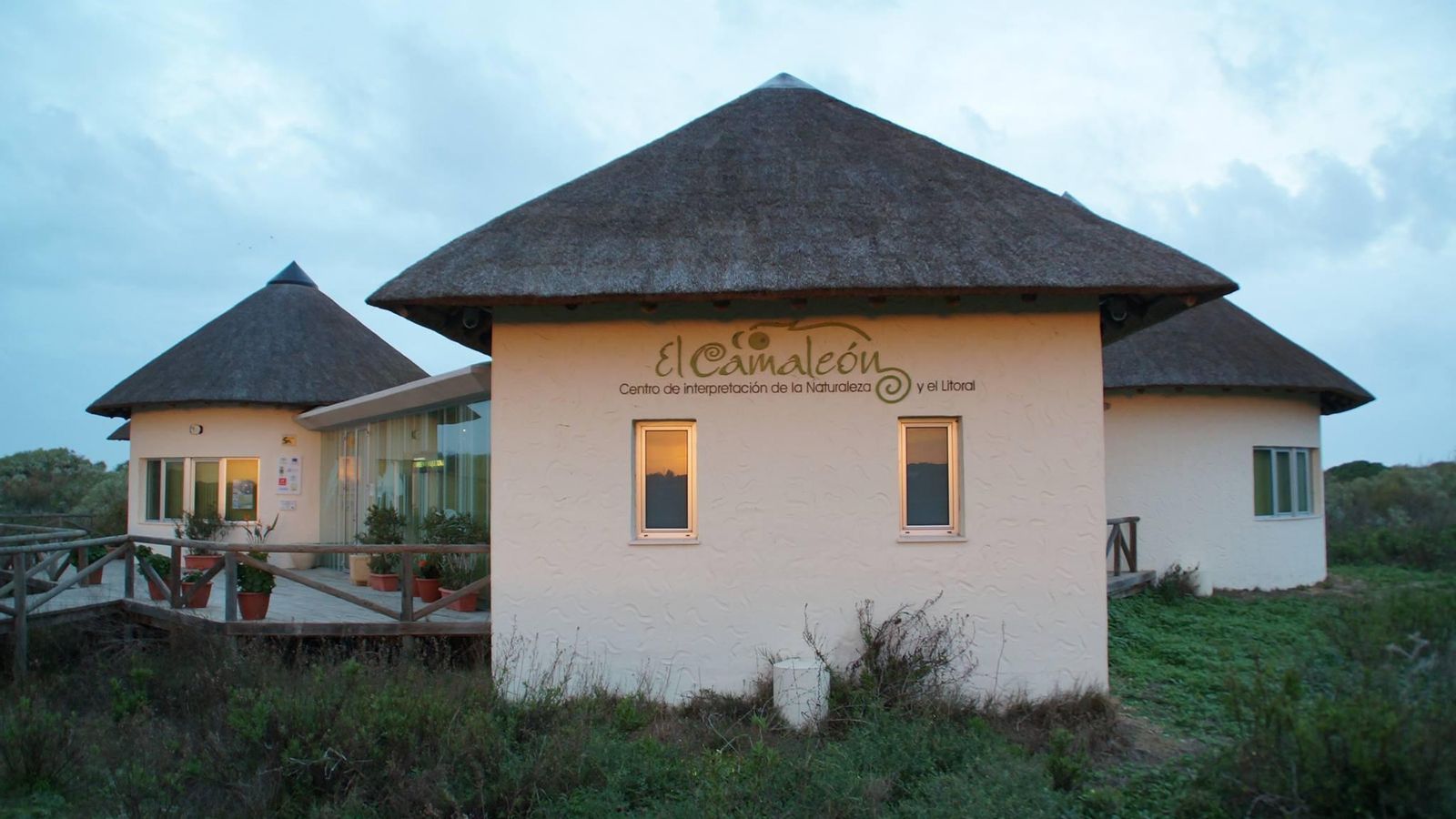 Centro de Interpretación de la Naturaleza y el Litoral 'El Camaleón'.