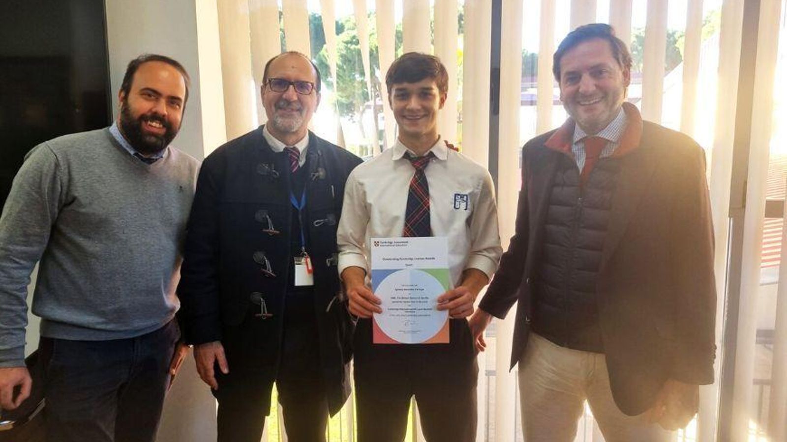 Premio Cambridge Awards junio 2022.