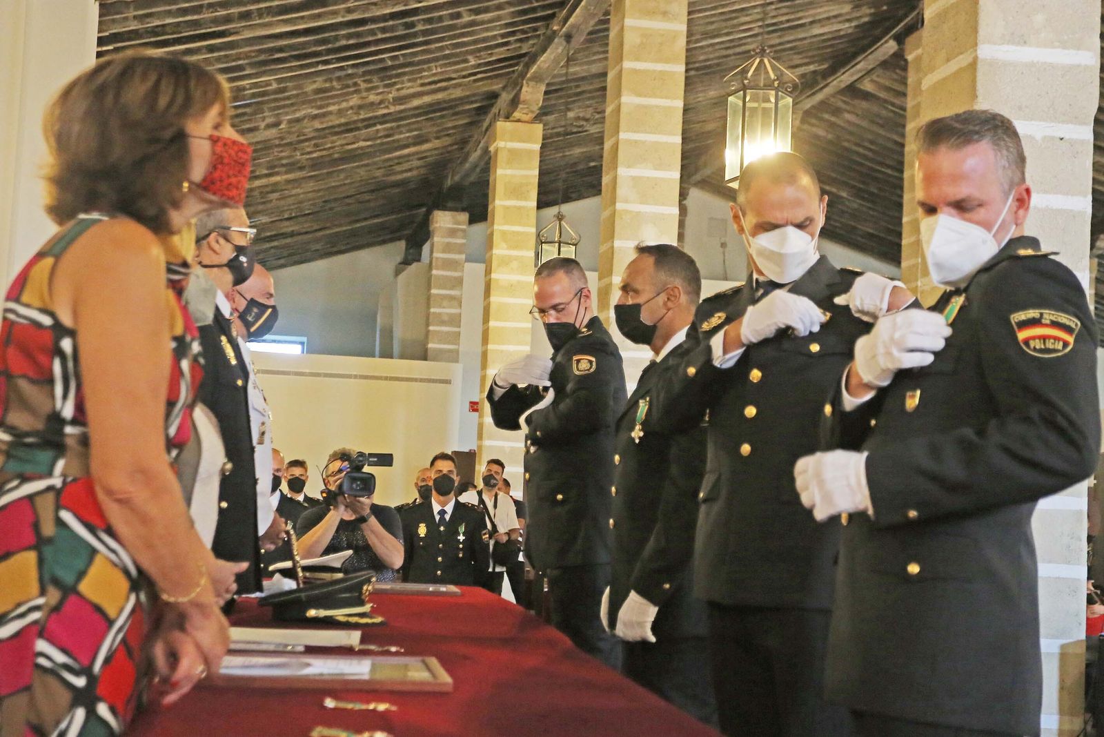 Imágenes de la celebración del patrón de la Policía Nacional