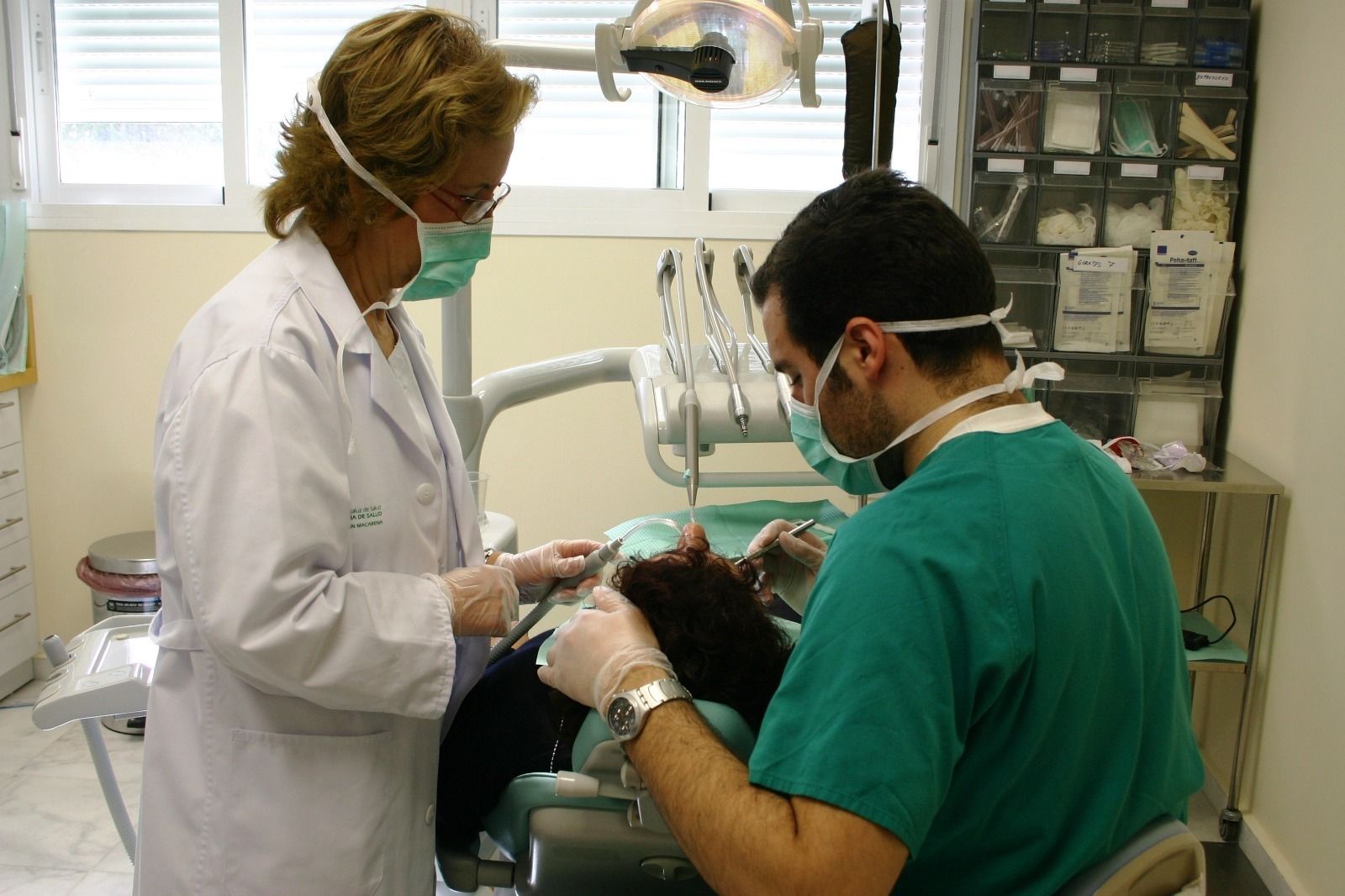 Odontólogos del distrito Aljarafe-Sevilla Norte en el Virgen del Rocío