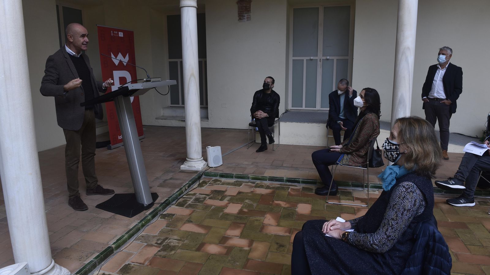 Antonio Muñoz presentó este proyecto expositivo en el Día Mundial del Flamenco.