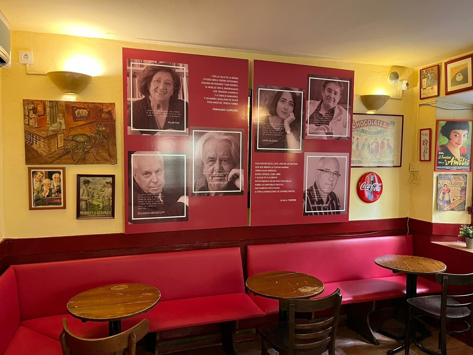 Una imagen de la pequeña exposición de el Café de Levante.