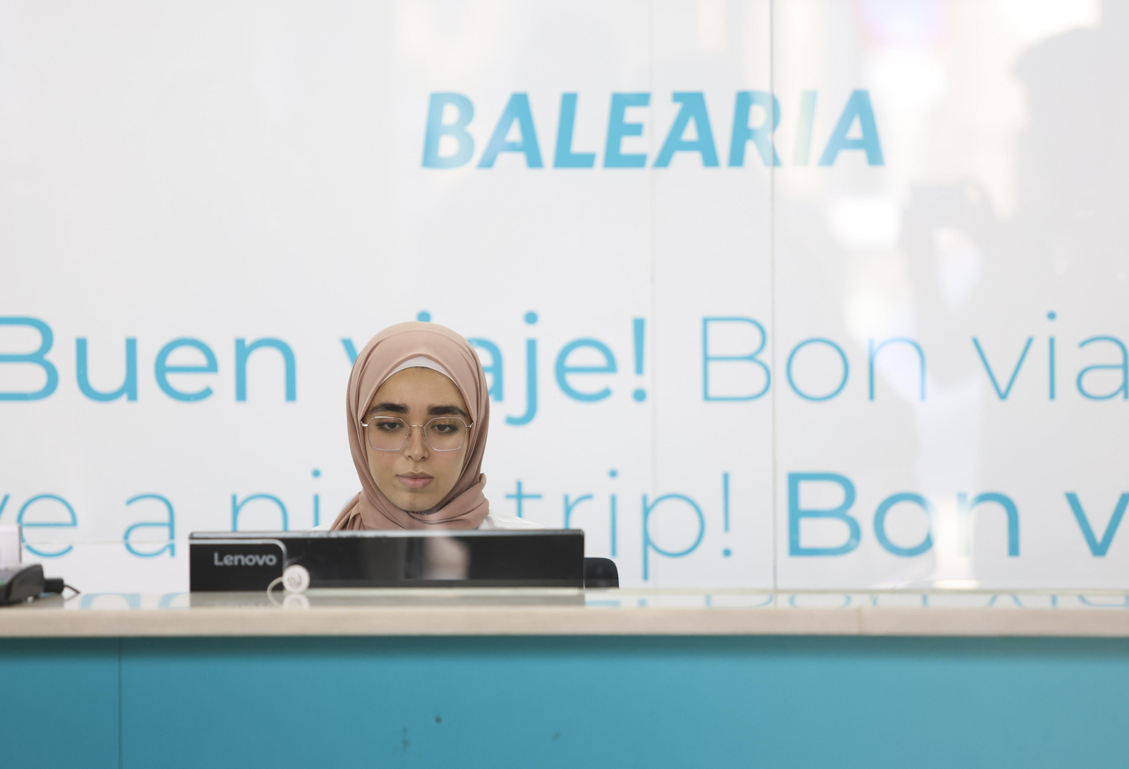 Así es el nuevo ferry ‘Rusadir’ que ha presentado Baleària en el puerto de Málaga.