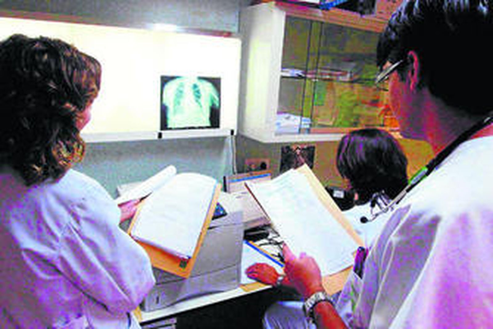 Hasta un 20% de los pacientes que presentan dolor torácico ocultan su consumo.