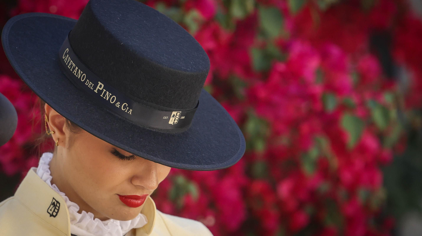 Cayetano del Pino presenta sus nuevos y elegantes uniformes