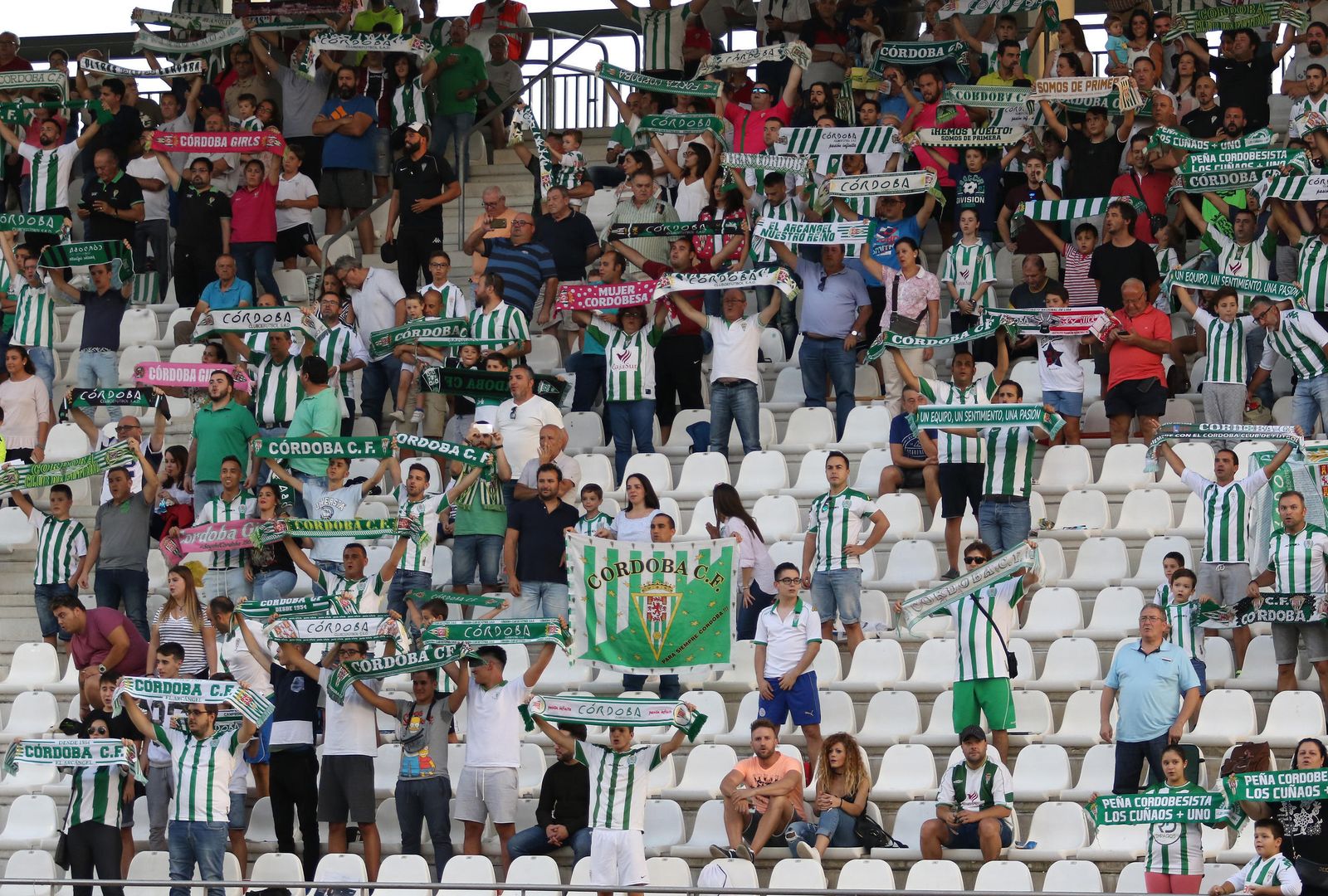 Las imágenes del Córdoba-Tenerife