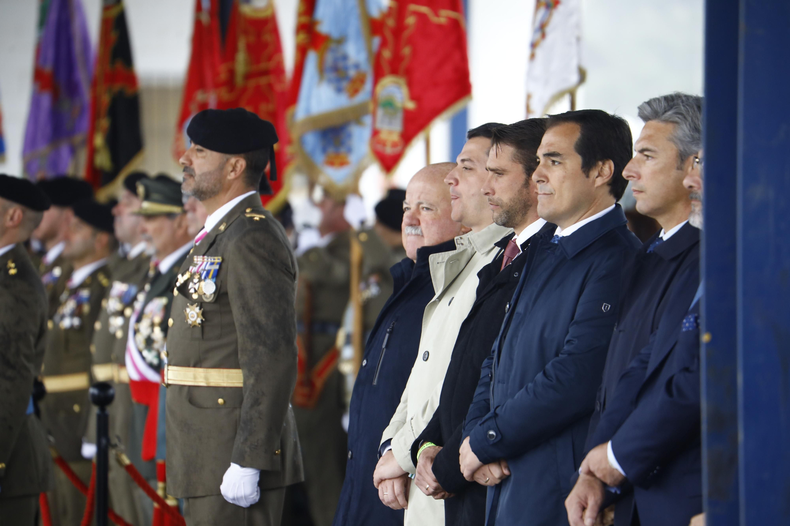 El desfile militar de la Brigada de Córdoba por la festividad de la Inmaculada, en imágenes El desfile militar de la Brigada de Córdoba por la festividad de la Inmaculada, en imágenes