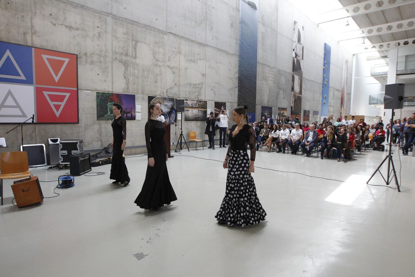 Fotos mural reivindicativo enfermedades raras Universidad de Almería-UAL