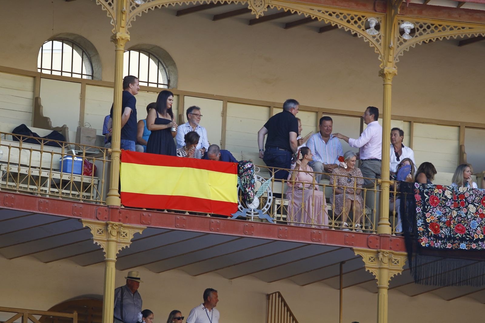 Imágenes del ambiente de la corrida de toros de la Feria de Almería