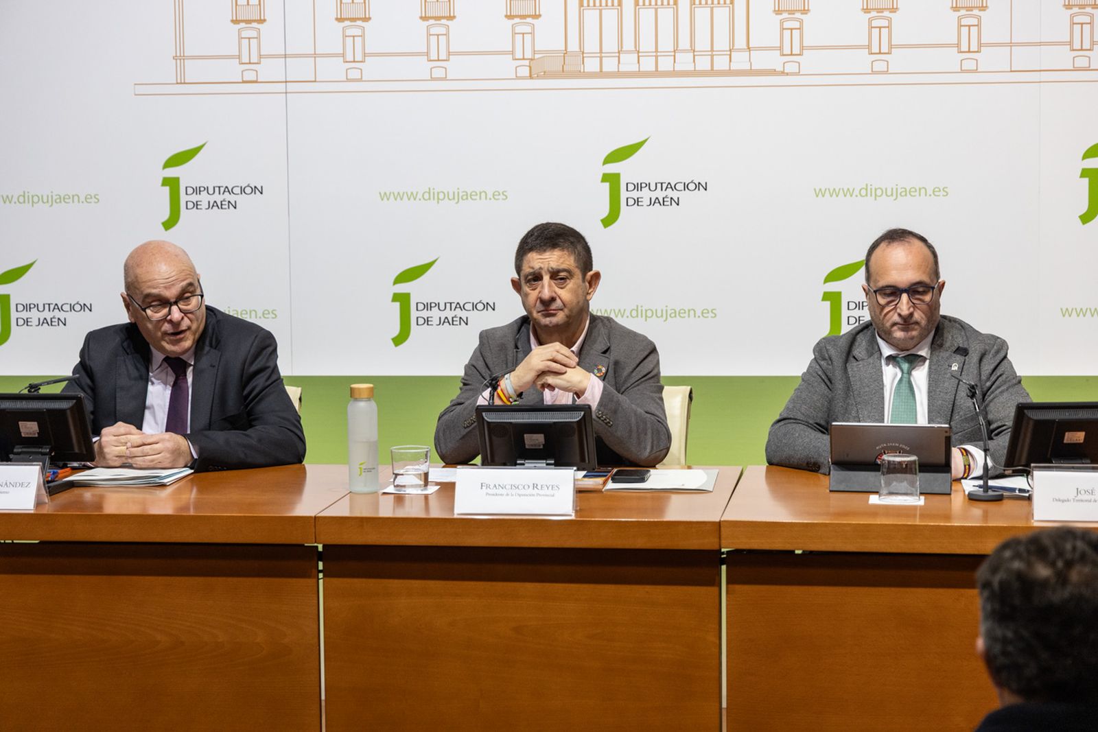 Presentación del catálogo que reúne la oferta ecoturista del Parque Natural de Cazorla, Segura y Las Villas