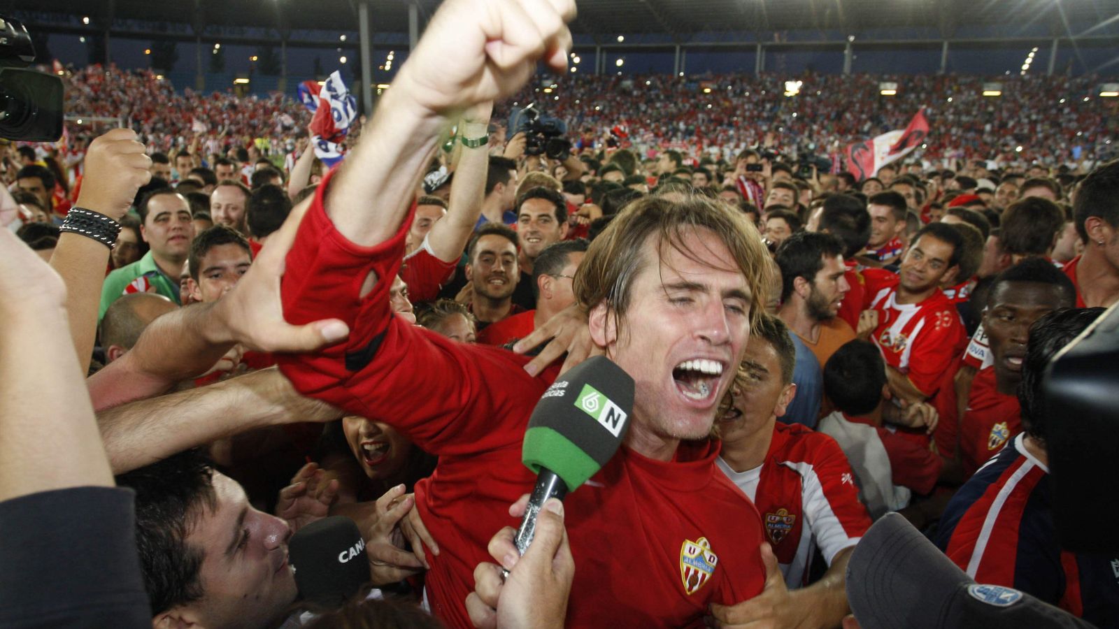 Corona, con 333 partidos, es el segundo en la lista