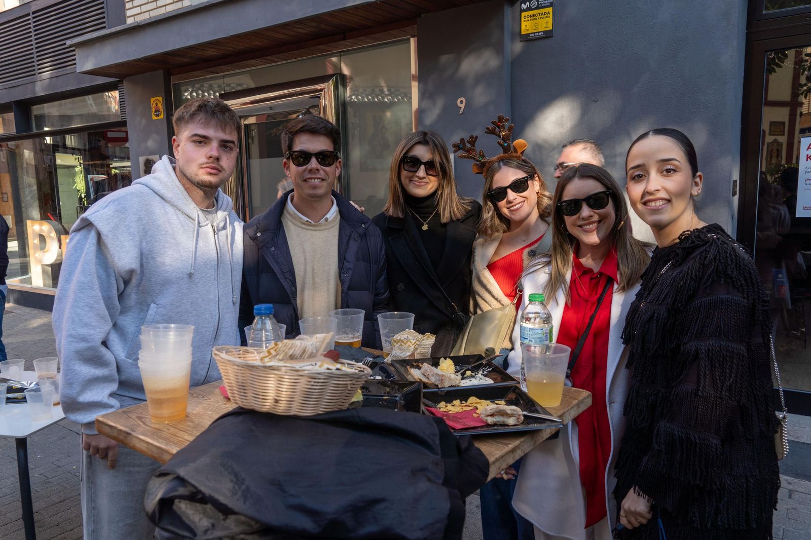 Imágenes de la fiesta del 31 de diciembre en las calles de Huelva