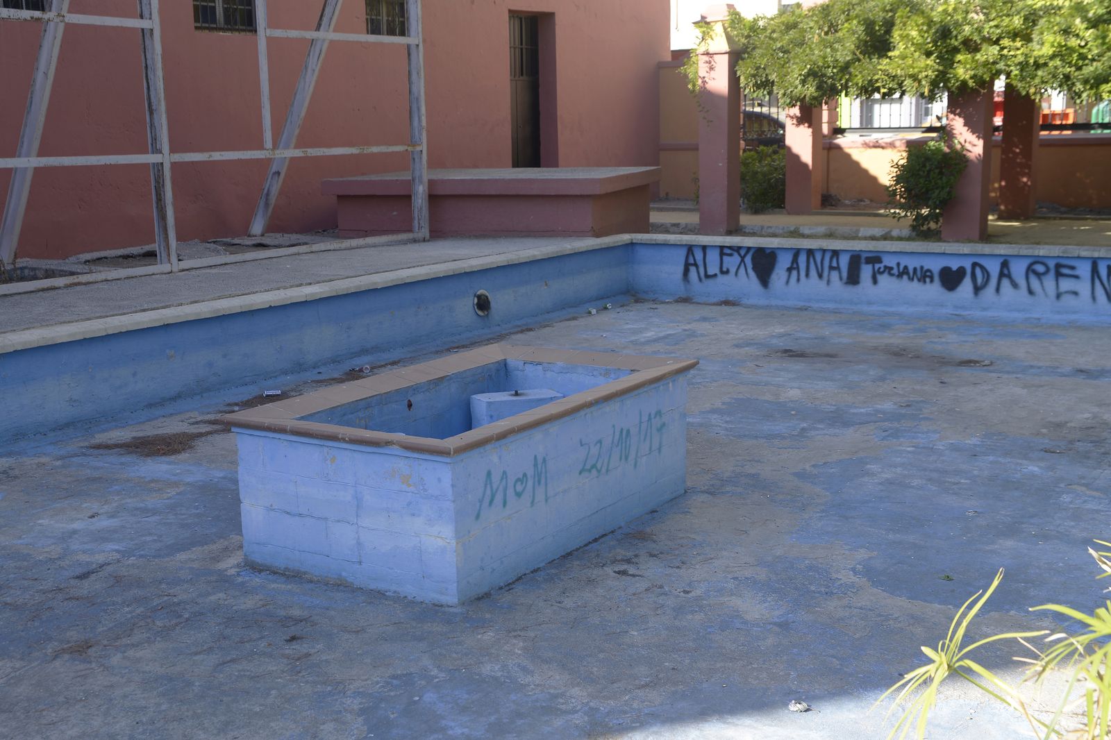 Fotos de los jardines Saccone en La Línea