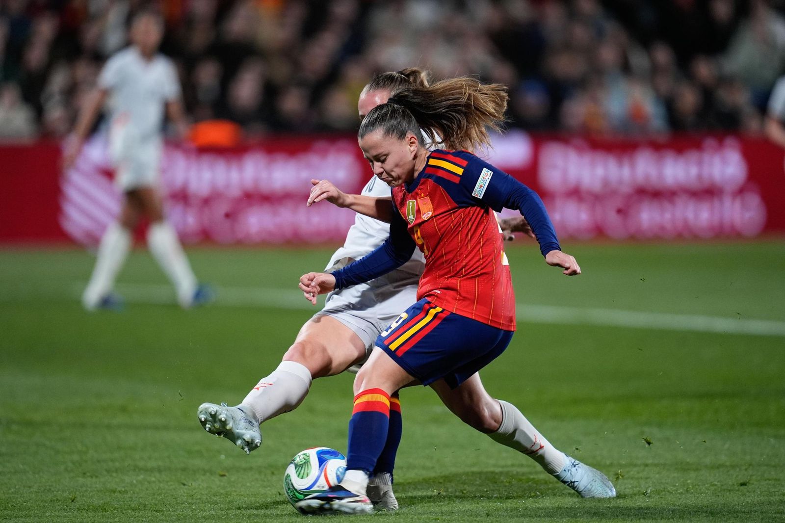 Las fotos del España-Islandia de fútbol femenino