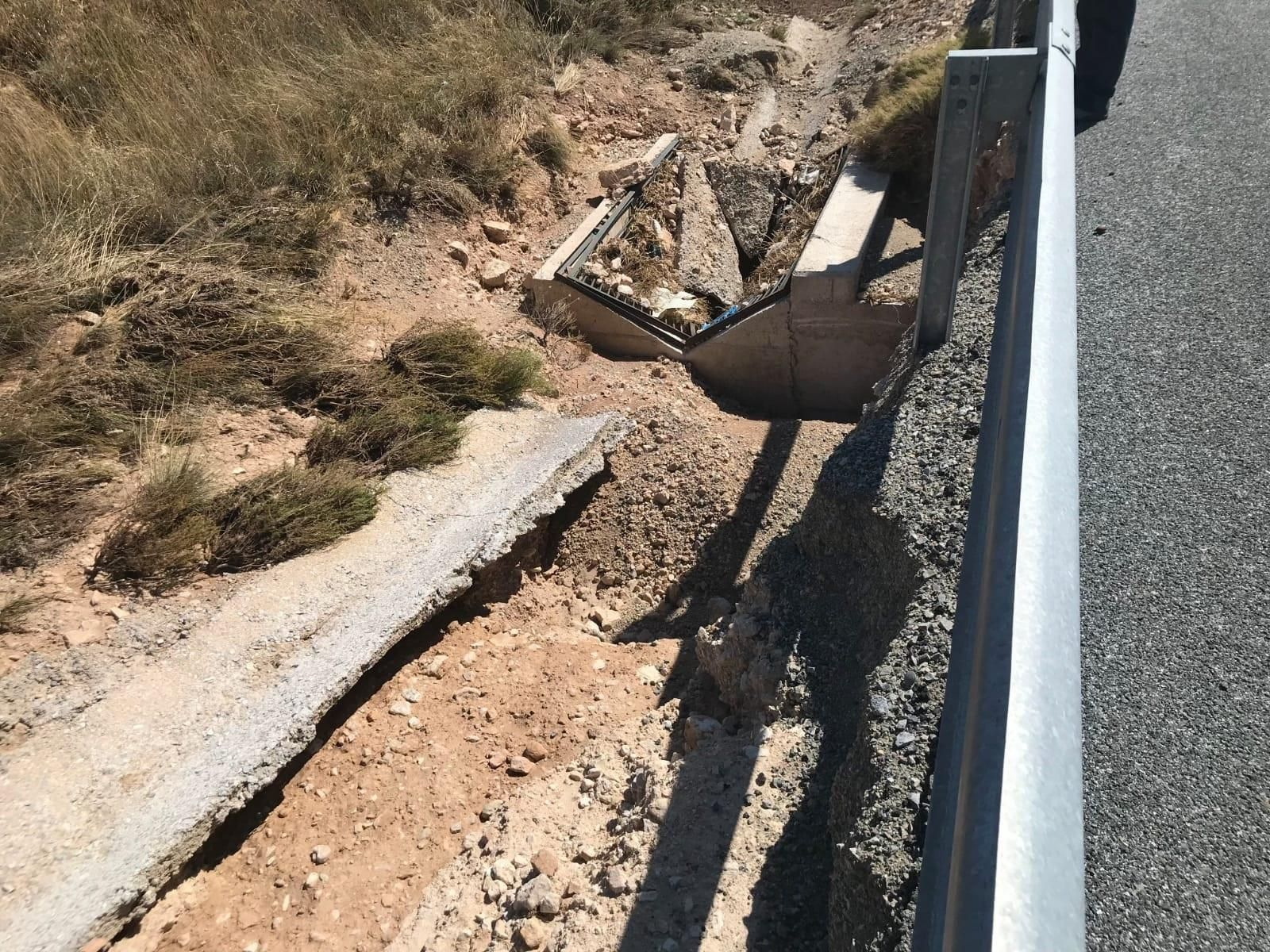 Ya han dado inicio las obras en la vía de comunicación.