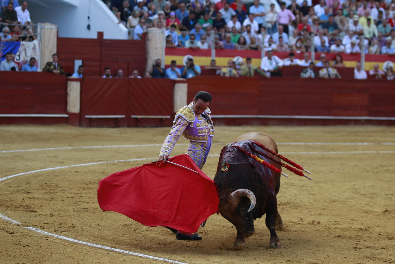 La despedida del torero Enrique Ponce de la Feria de Almería 2024, en imágenes