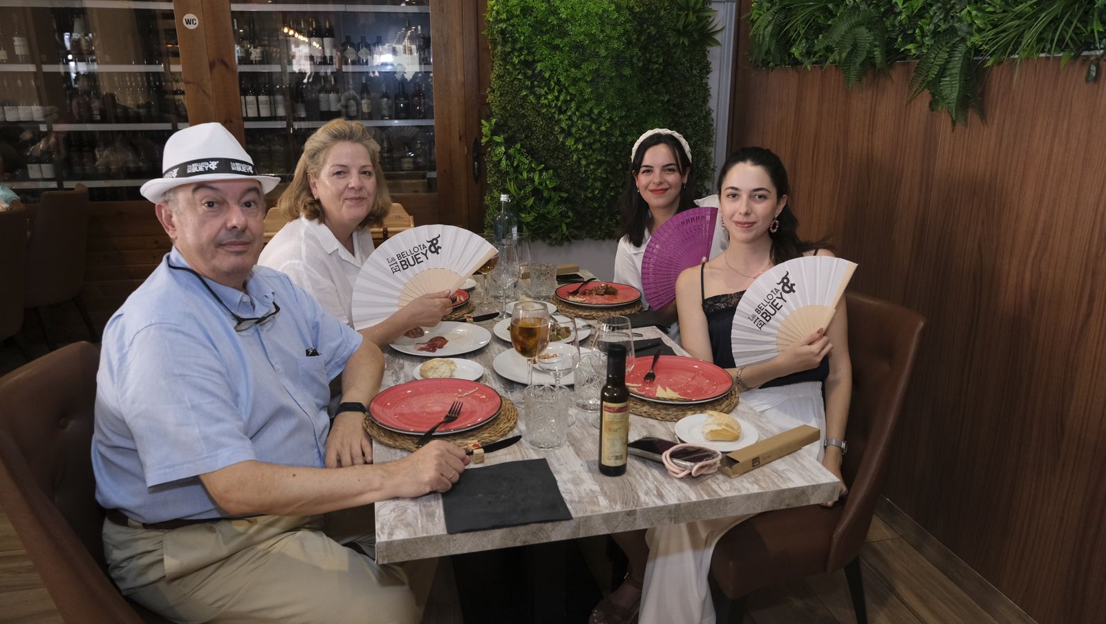 El Restaurante La Bellota y El Buey en la Feria de Almería 2023