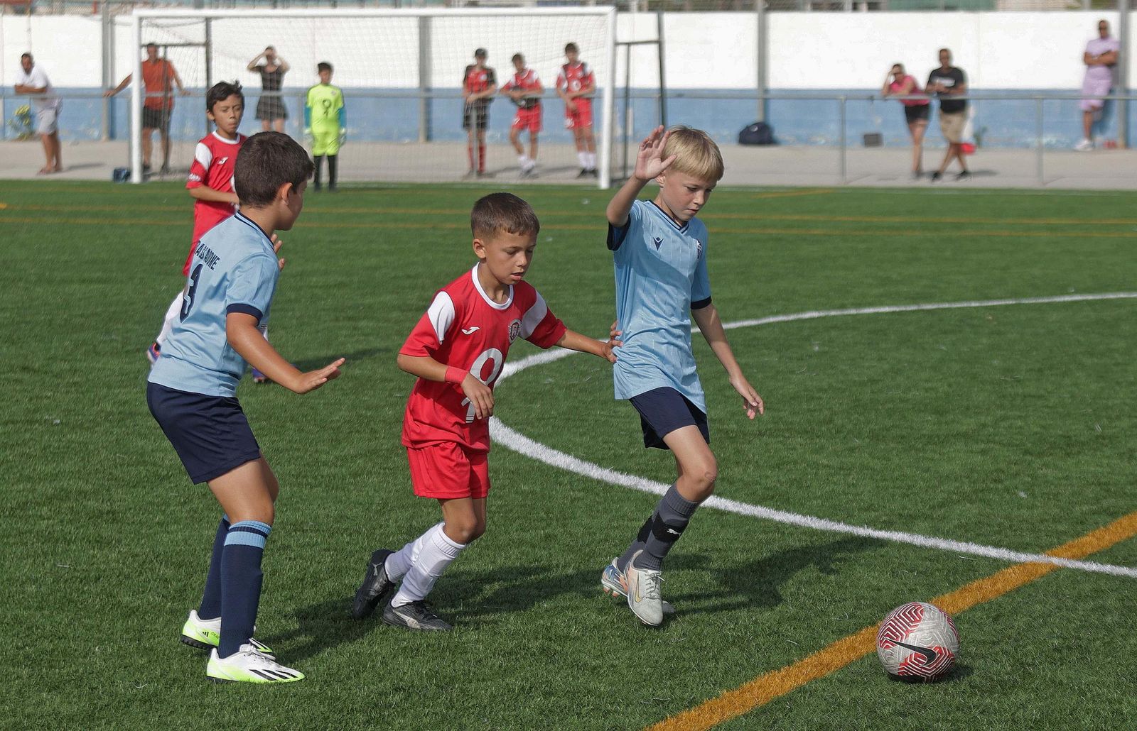 Fotos de la tercera edición del Torneo Internacional de Fútbol 7 'Julián Niza' en La Línea