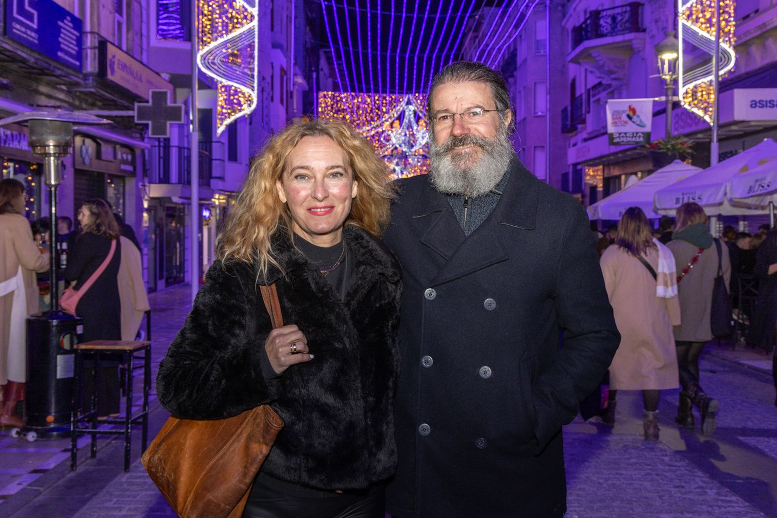 Así disfruta Jaén del concierto extraordinario a pie de calle: "Son de Vida"