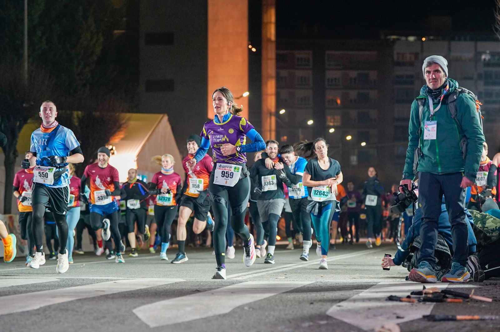 En imágenes: búscate en tu llegada a meta de la Carrera de San Antón 2026 (14)