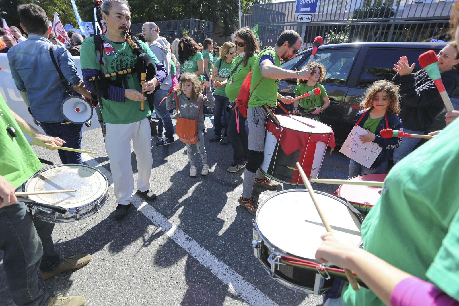 La manifestación por la huelga educativa en Málaga, en fotos