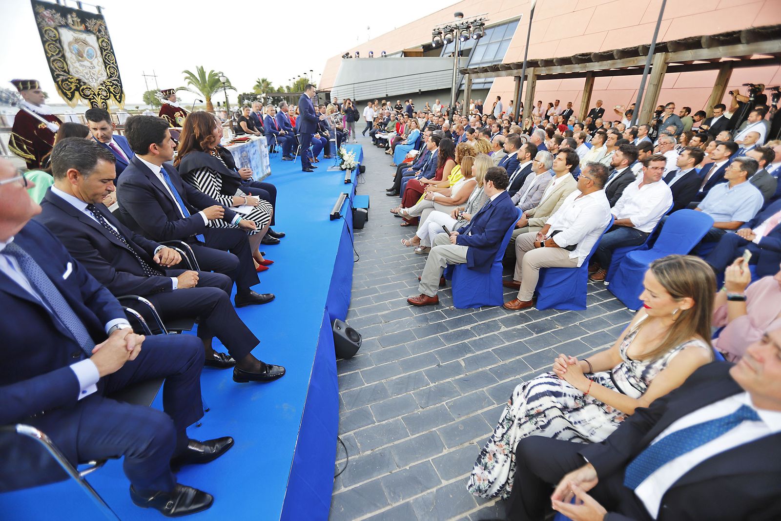 Imágenes de la constitución de la Diputación de Huelva