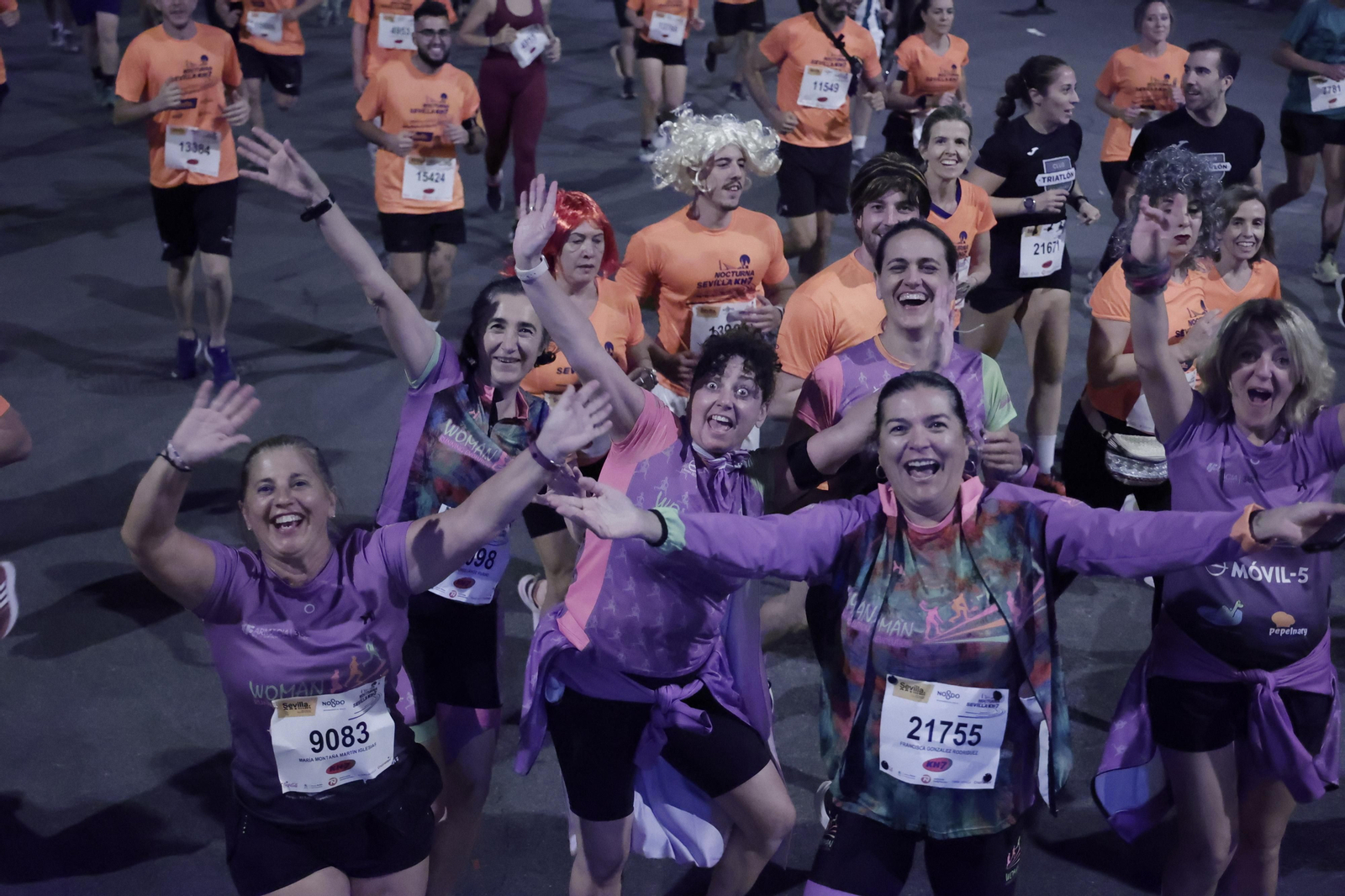 Búscate en la Carrera Nocturna de Sevilla (8)