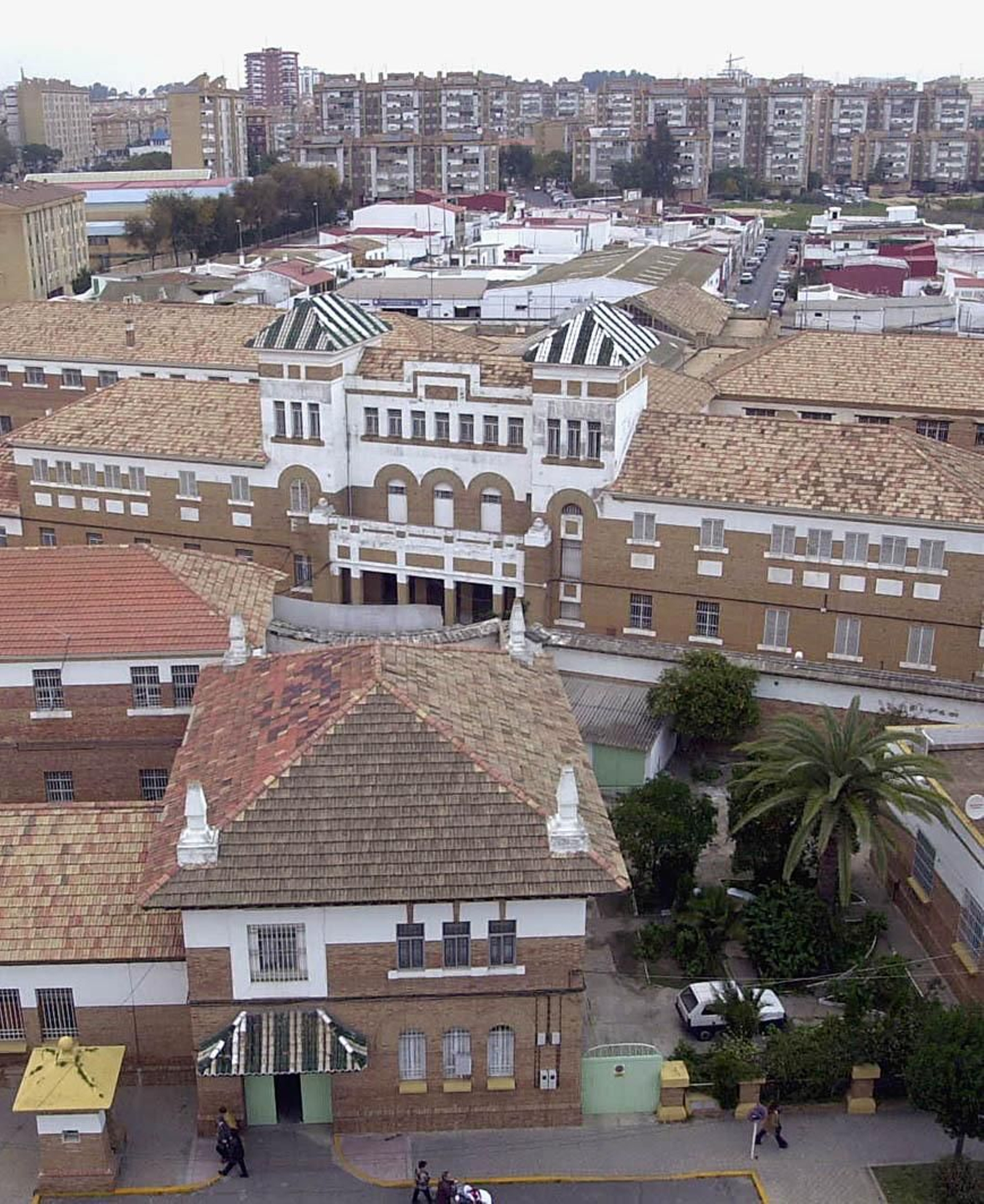 Edificio de la antigua prisión provincial de Huelva.