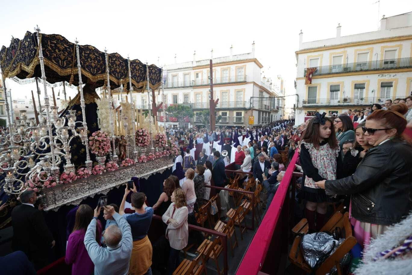 Domingo de Ramos 2023 en San Fernando: así ha sido la salida de Columna