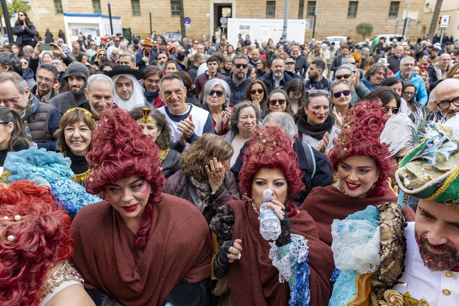 Las imágenes del acto de descubrimiento de la estrella dedicada a Julio Pardo en el Paseo de la Fama del Carnaval de Cádiz