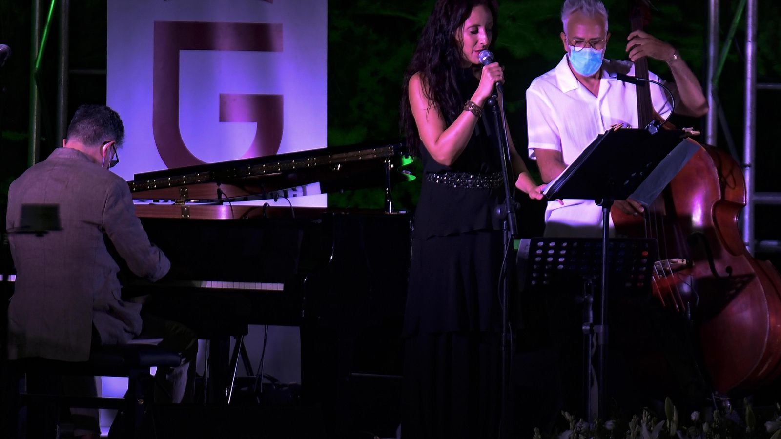 Un momento de la actuación de Alberto Conde Atlantic Trío.