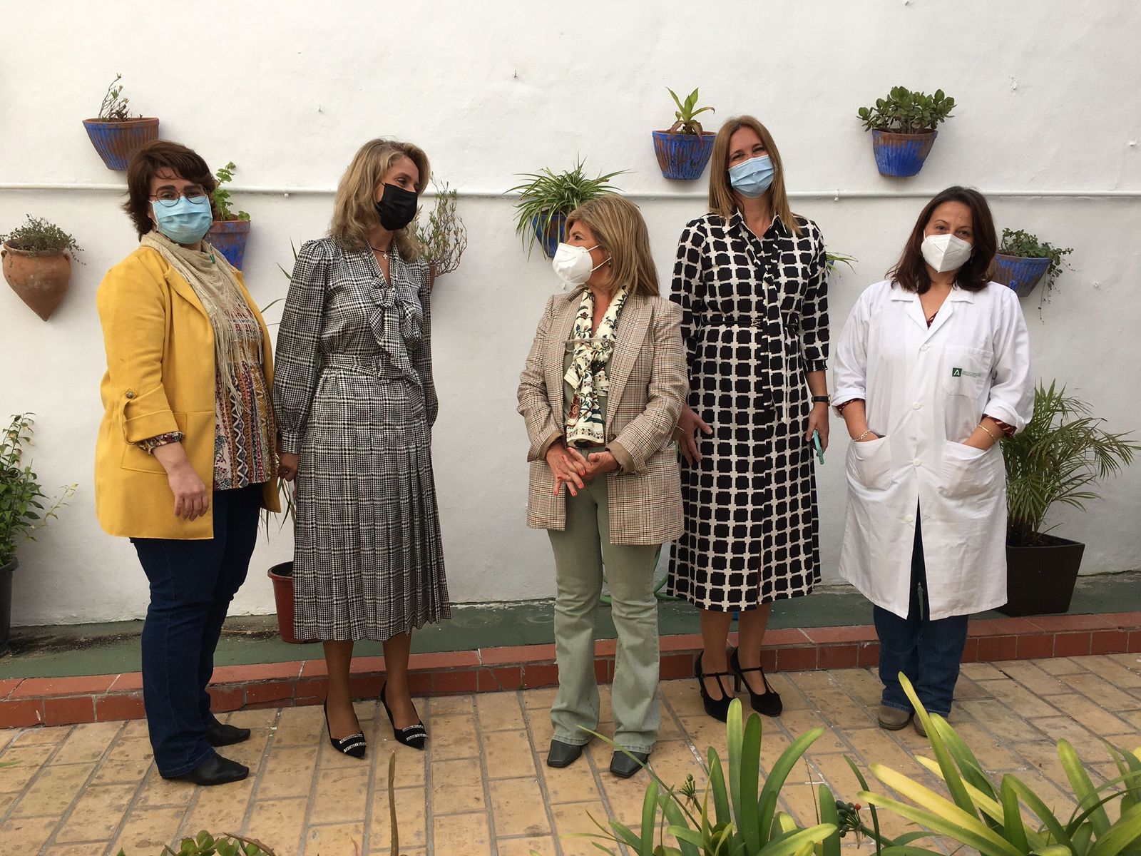 Un momento de la visita a la casa hogar de Faisem en El Puerto.