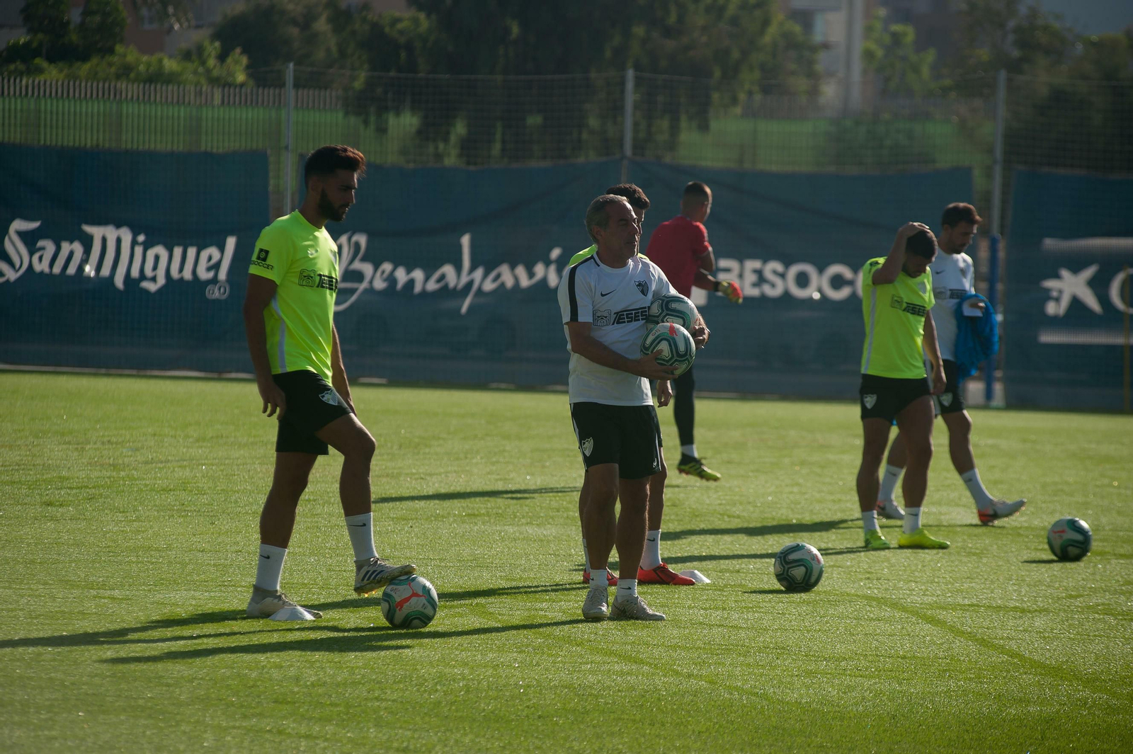 Las fotos del entrenamiento del Málaga CF a puerta abierta Las fotos del entrenamiento del Málaga CF a puerta abierta