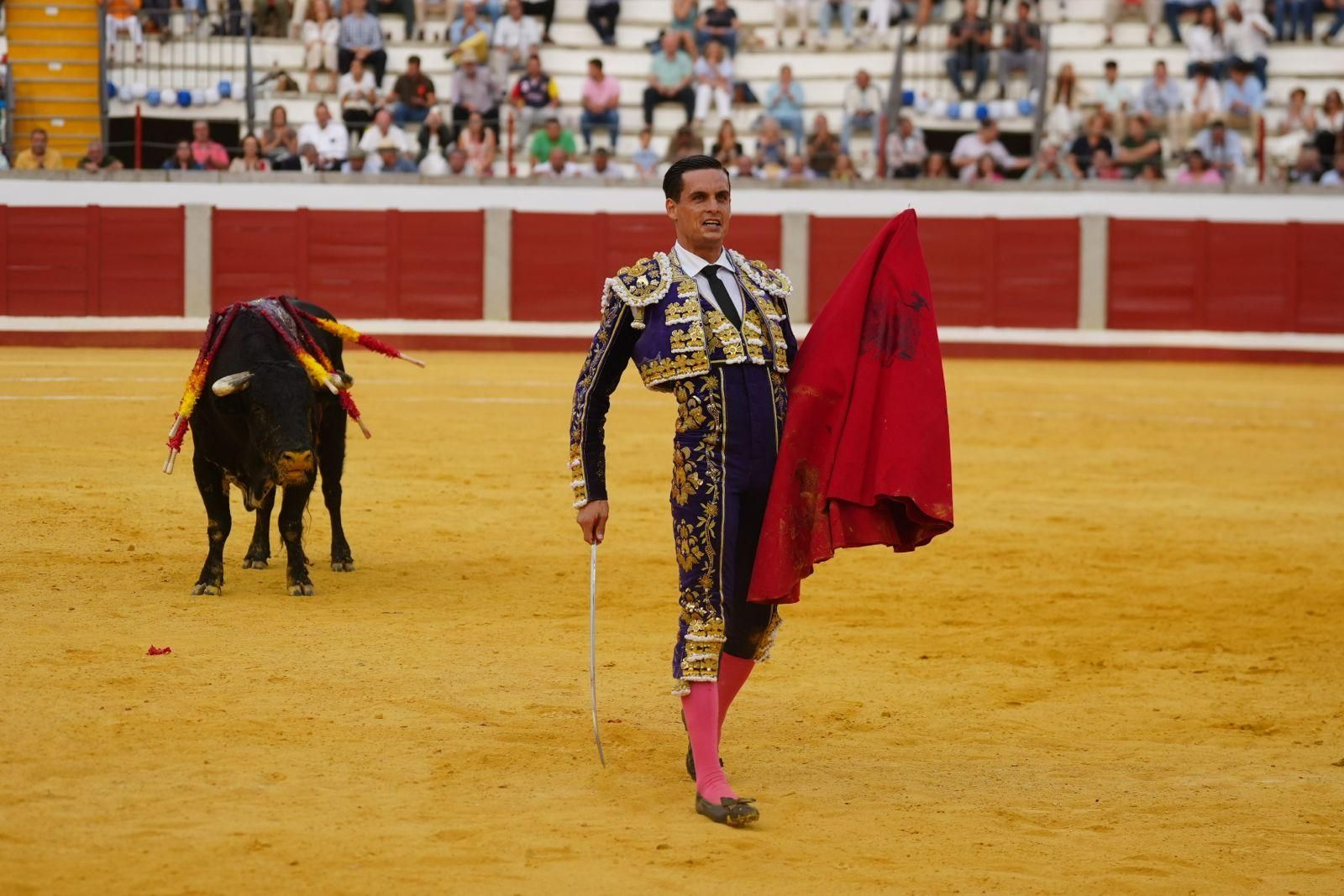 La despedida de Enrique Ponce de los ruedos en Pozoblanco, en imágenes