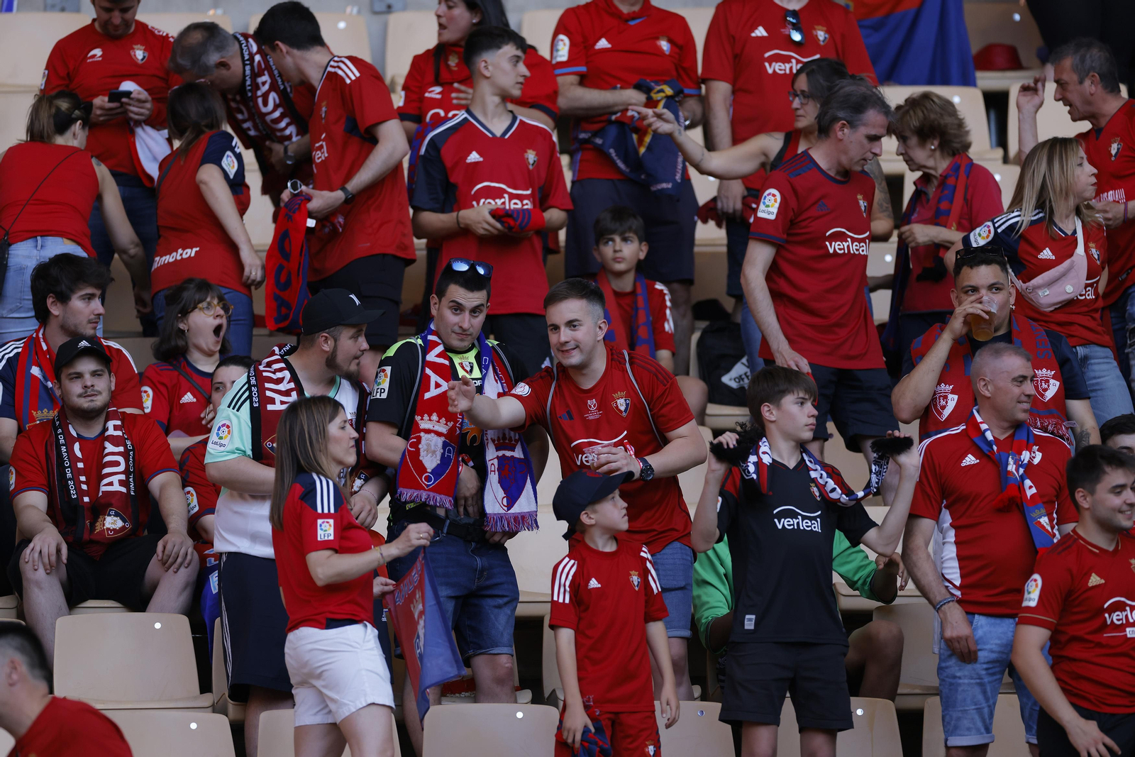 Búscate en las fotos de la final de la Copa del Rey entre el Madrid y el Osasuna