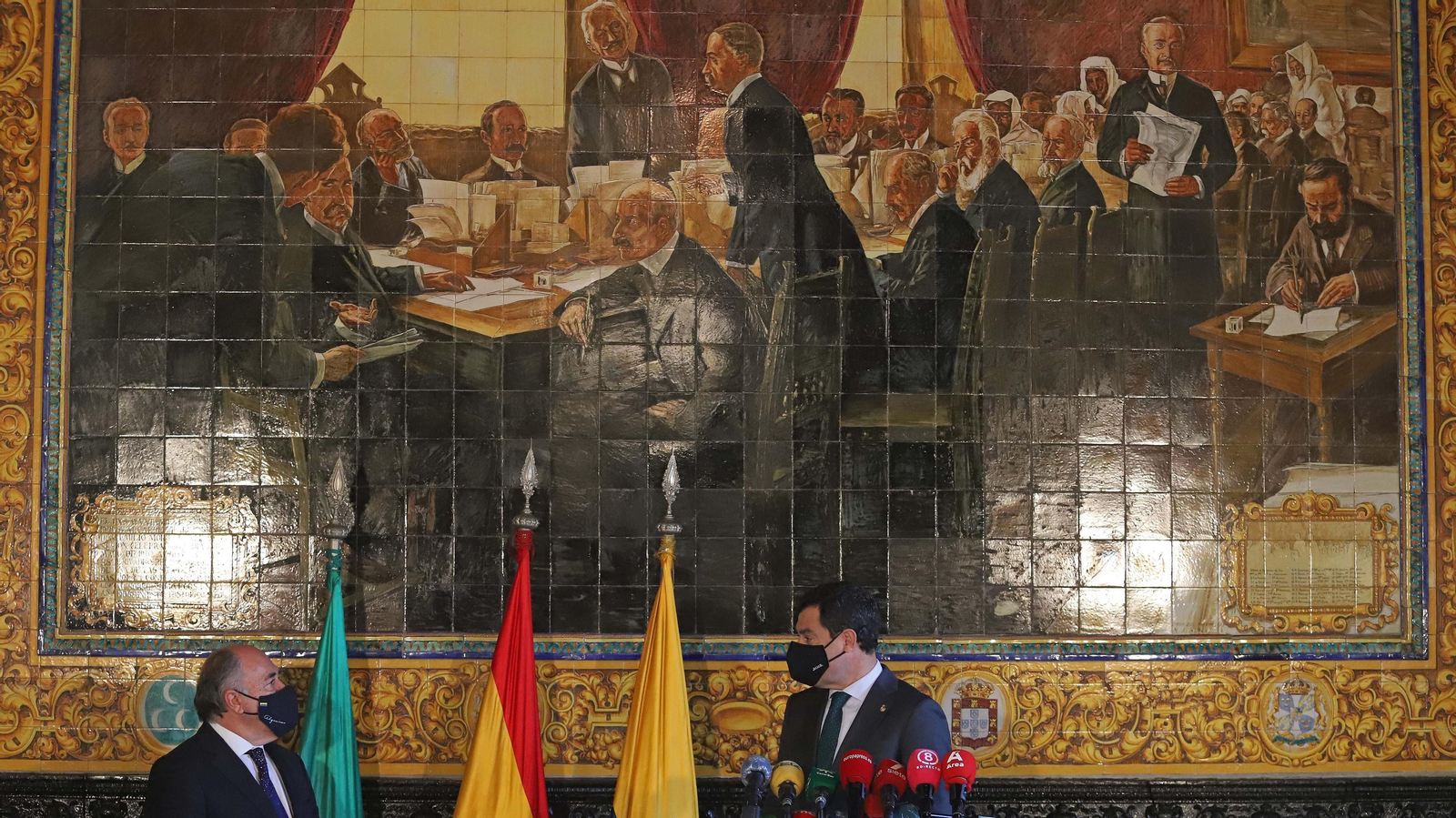 Visita de Juanma  Moreno al Ayuntamiento de Algeciras