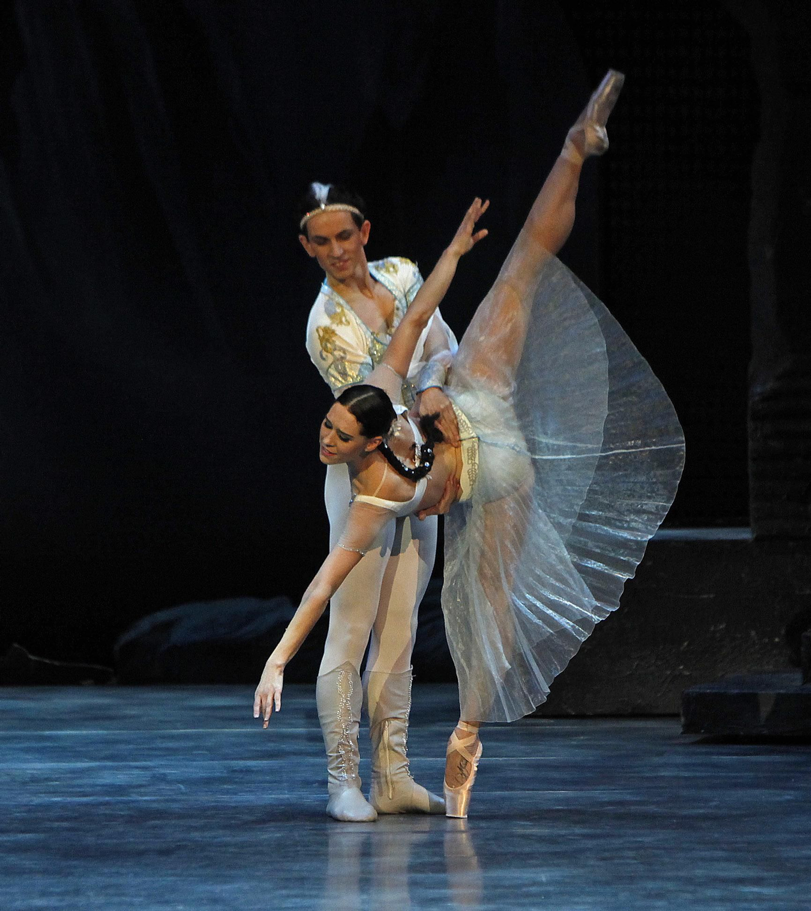 Las imágenes de 'La Bayadera' del Ballet Nacional Checo, en el Teatro de la Maestranza