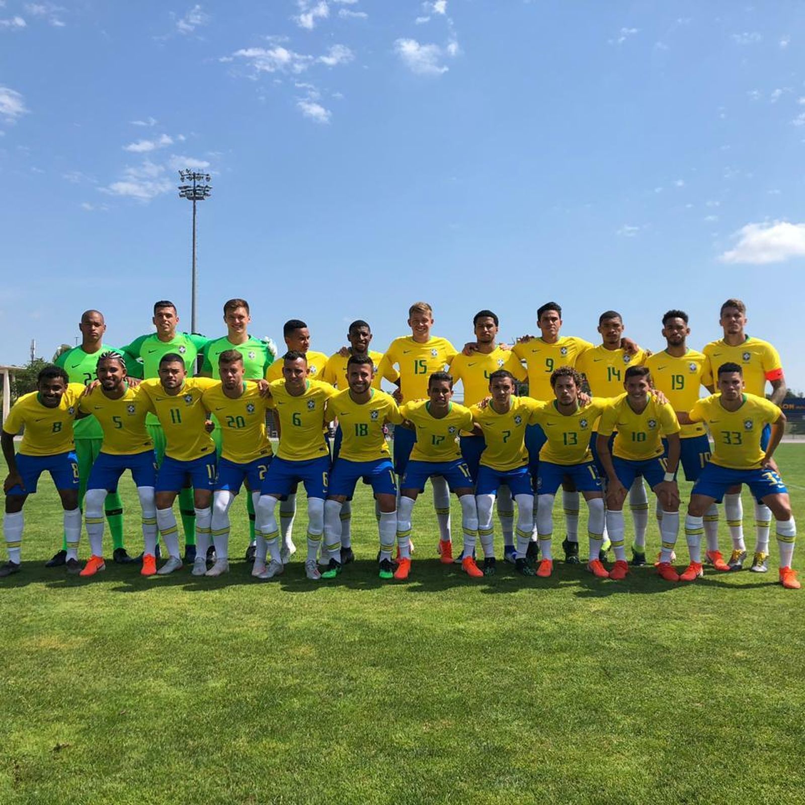 La selección brasileña posa antes de la final.
