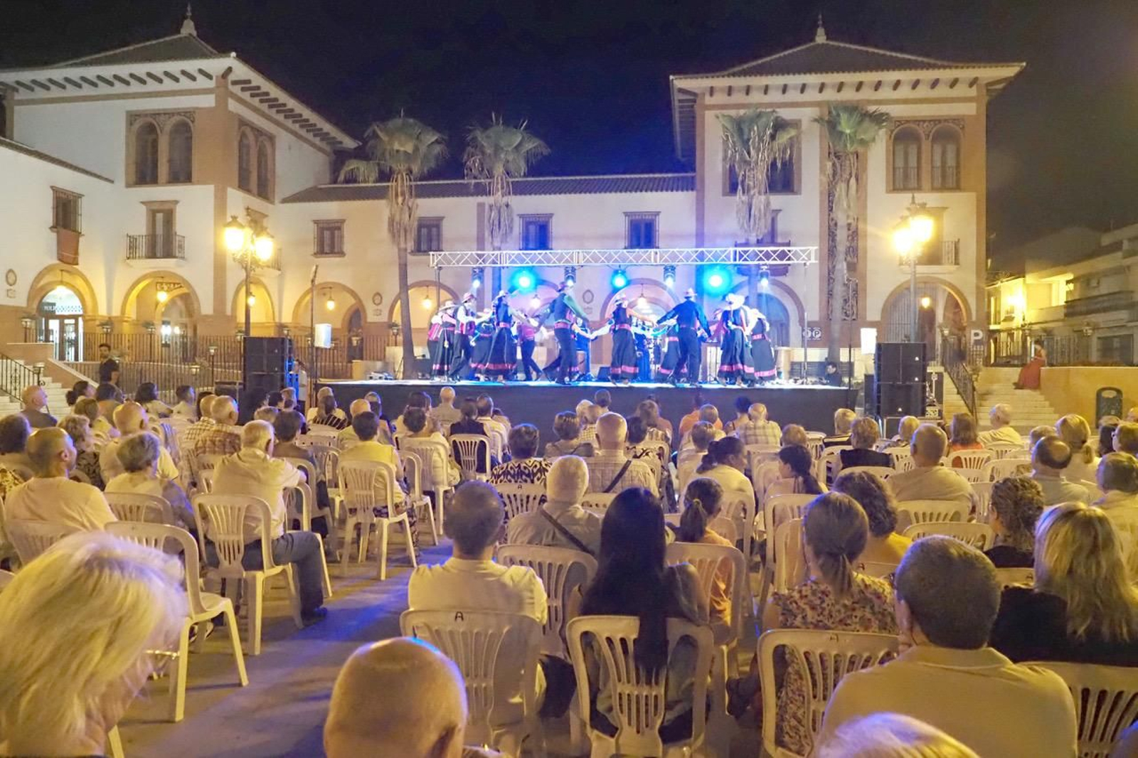 Festival Internacional de Danzas de Villablanca.