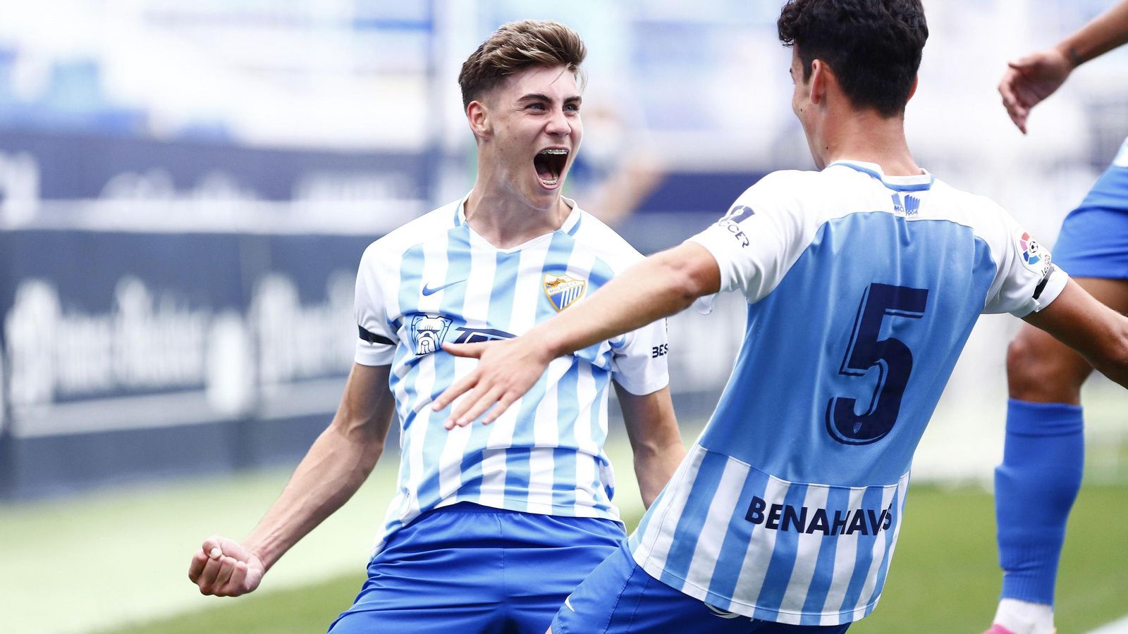 Roberto, su paso por el Málaga CF en fotos