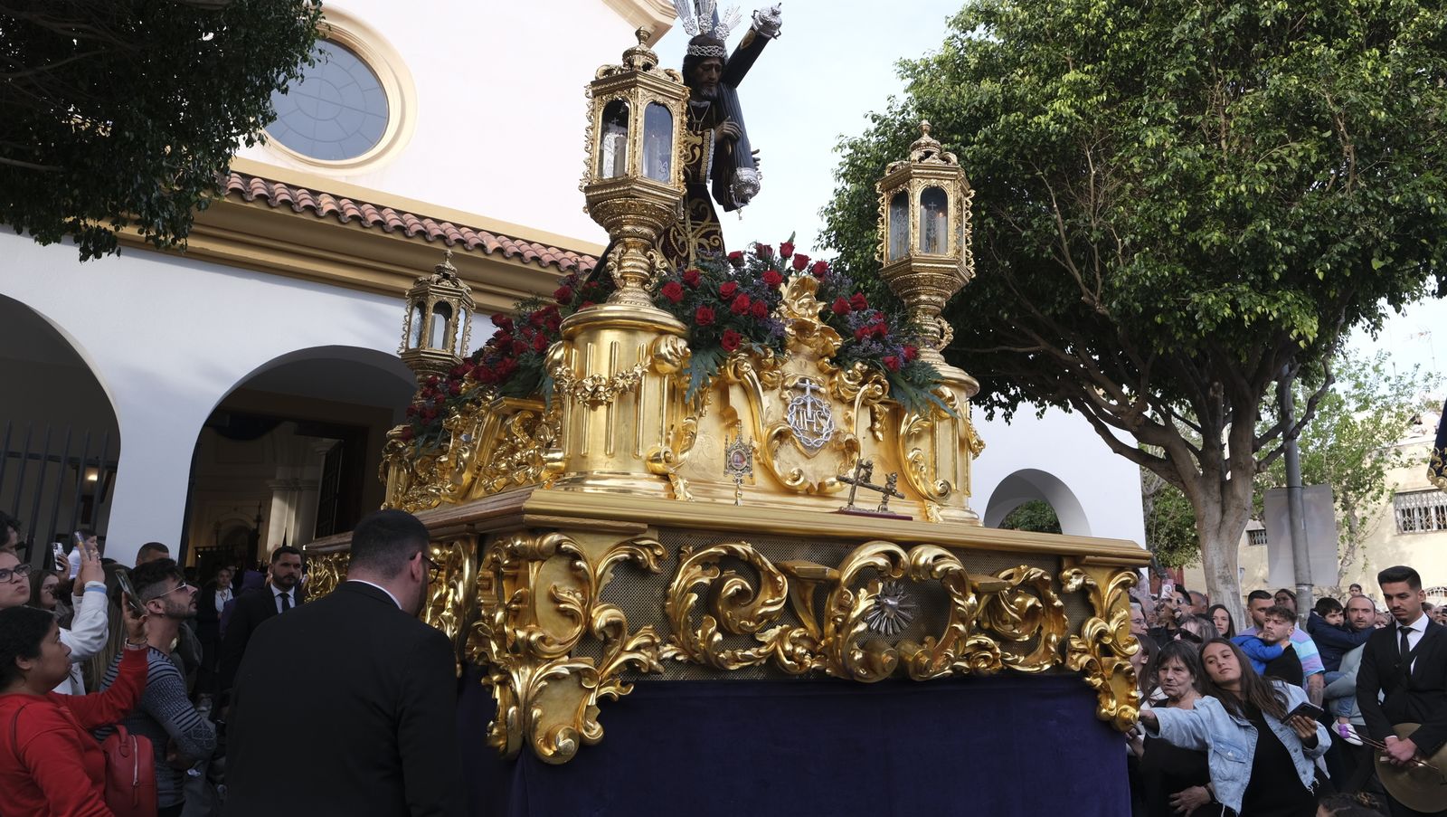 La procesión del Encuentro por las calles de Almería, en imágenes