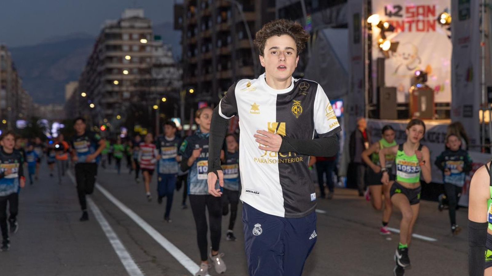 En imágenes: más de 1700 participantes en la Carrera Infantil de San Antón