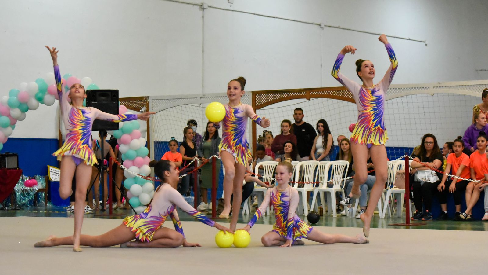 Tesorillo disfruta con su XI Trofeo de Gimnasia Rítmica