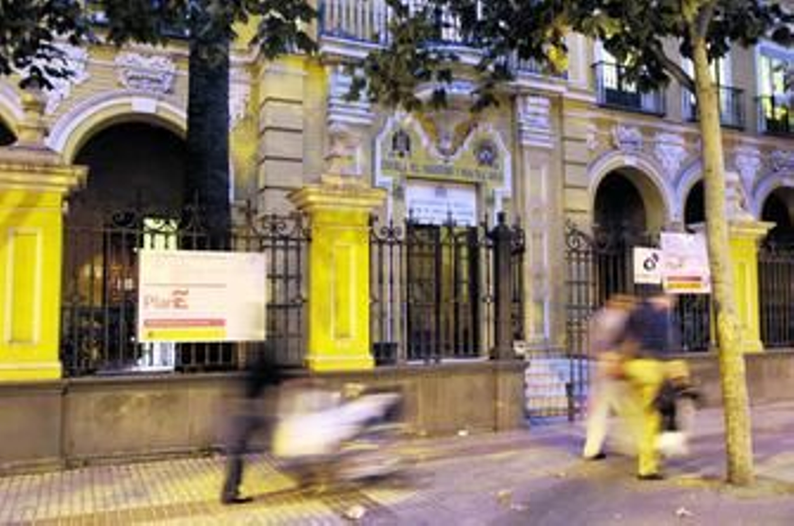 Fachada del actual colegio de educación especial Virgen de la Esperanza, en la calle Recaredo.